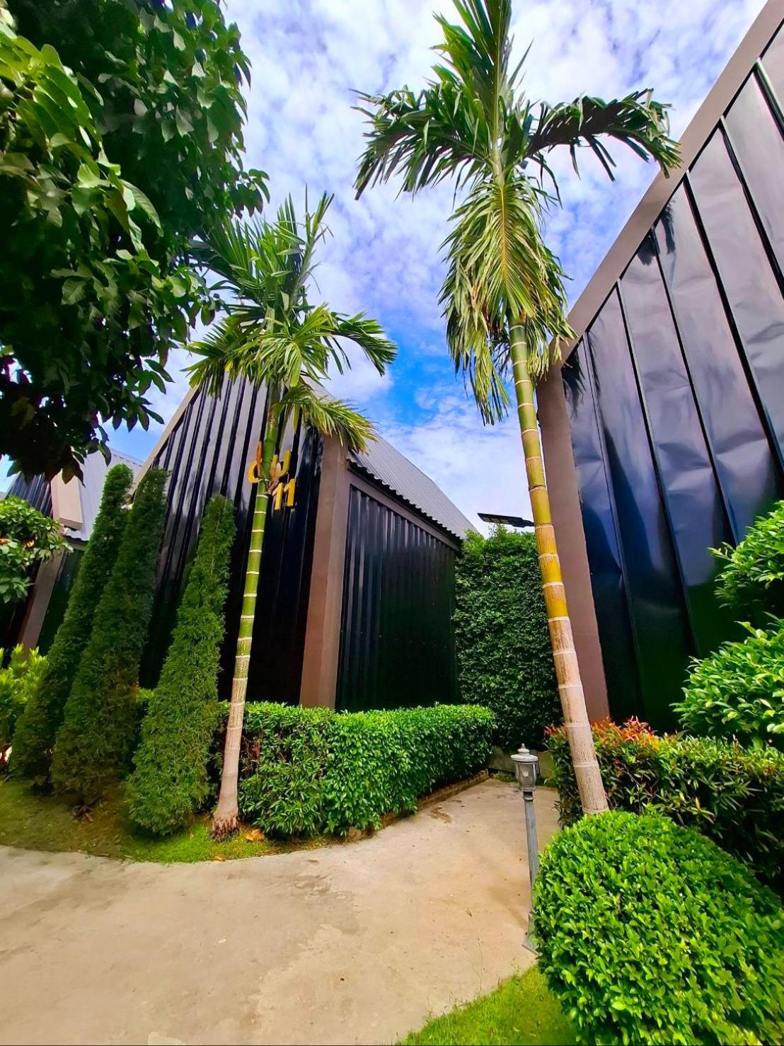 Sawasdee​ Buriram​ Resort Екстериор снимка
