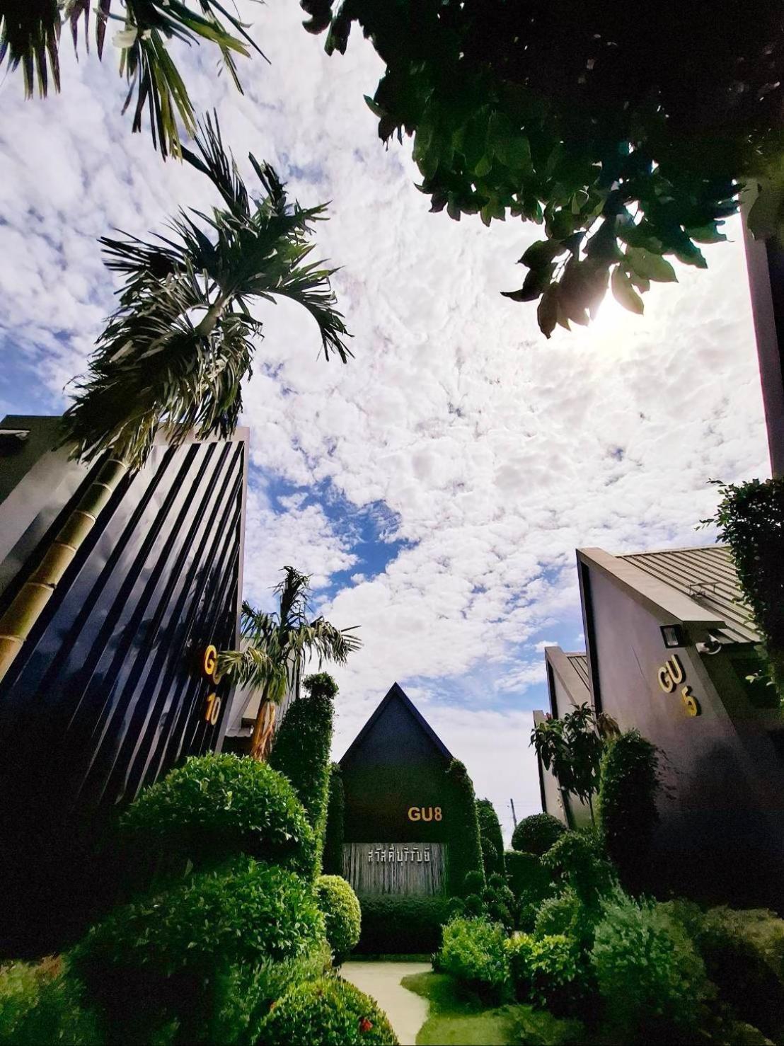 Sawasdee​ Buriram​ Resort Екстериор снимка
