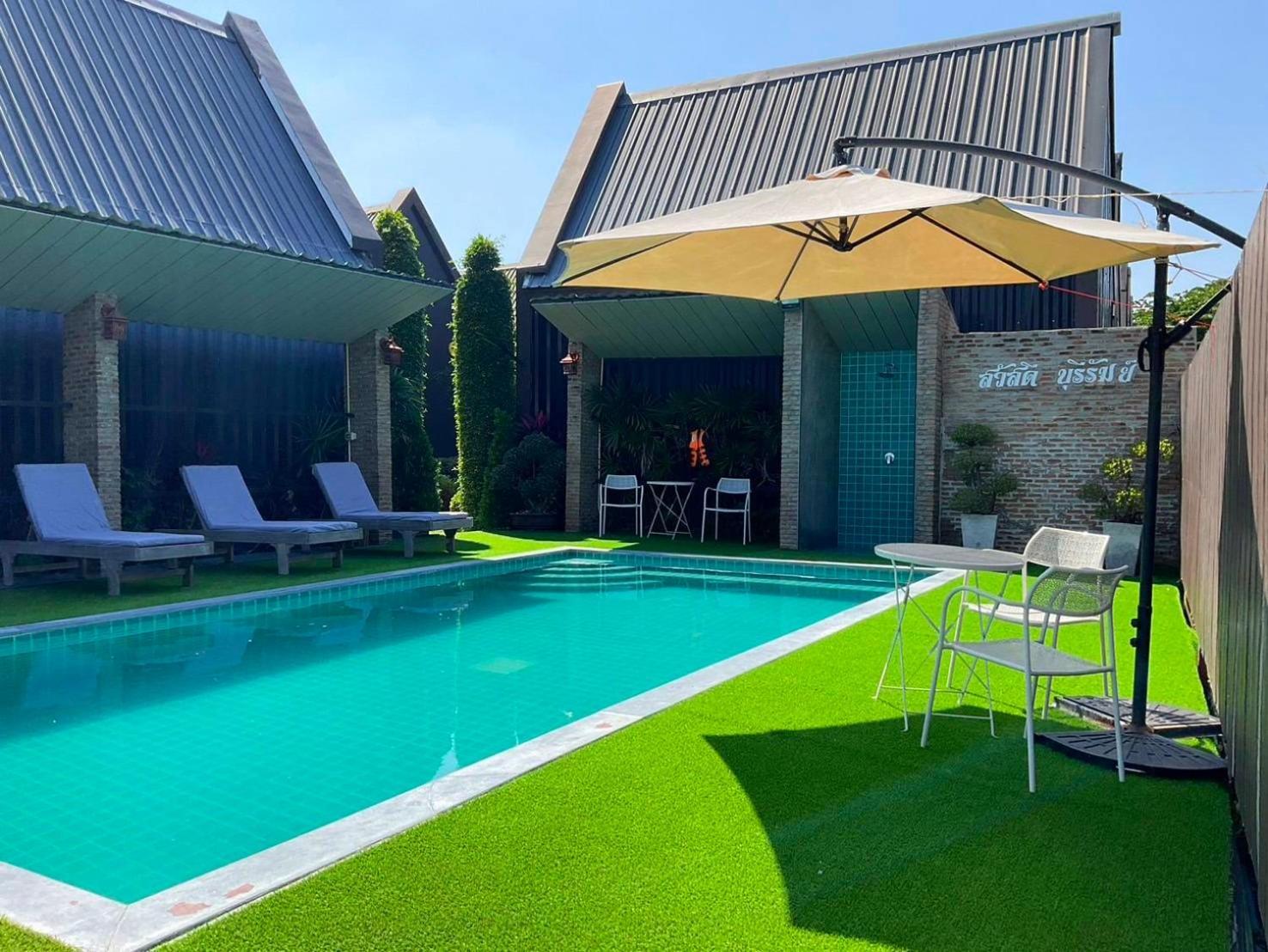 Sawasdee​ Buriram​ Resort Екстериор снимка