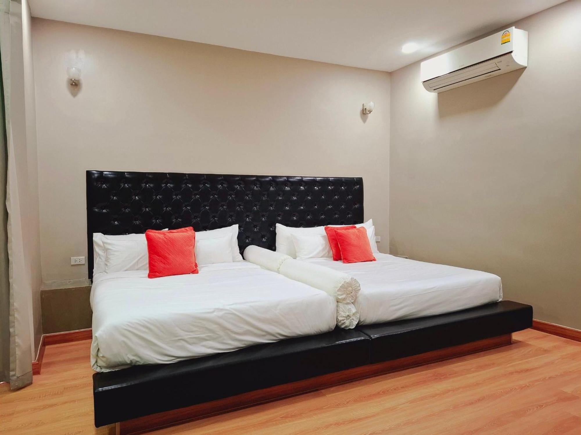 Sawasdee​ Buriram​ Resort Стая снимка