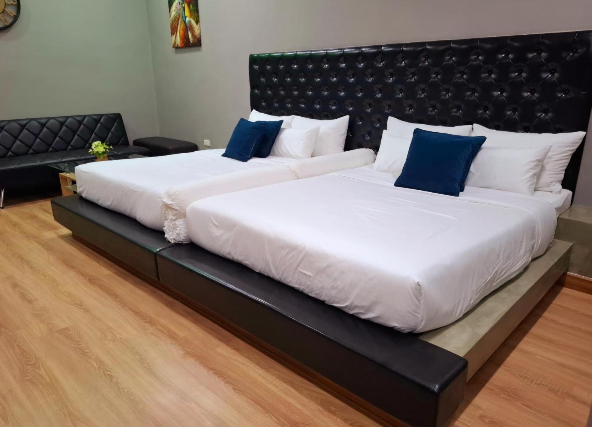 Sawasdee​ Buriram​ Resort Стая снимка